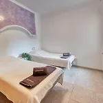 Costacabana - Paris Villa