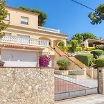Costacabana - Paris Villa